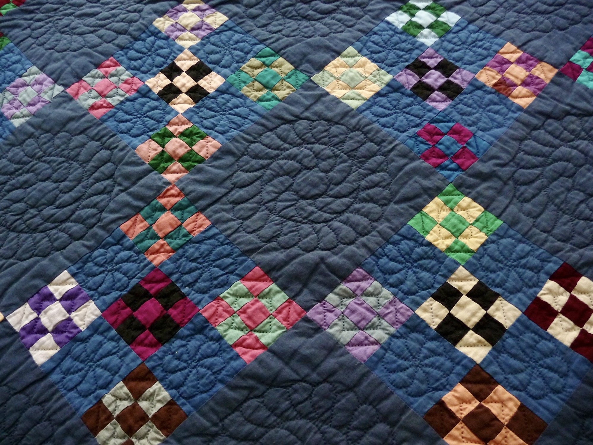 Double Nine Patch Amish quilts for sale