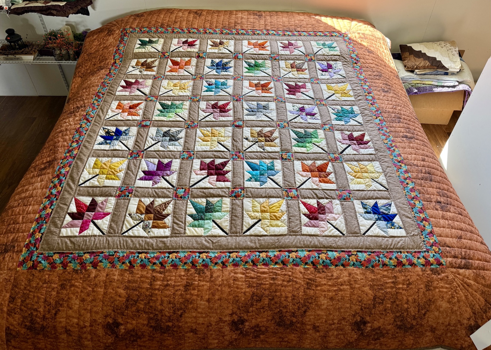 Maple Leaf Amish quilt