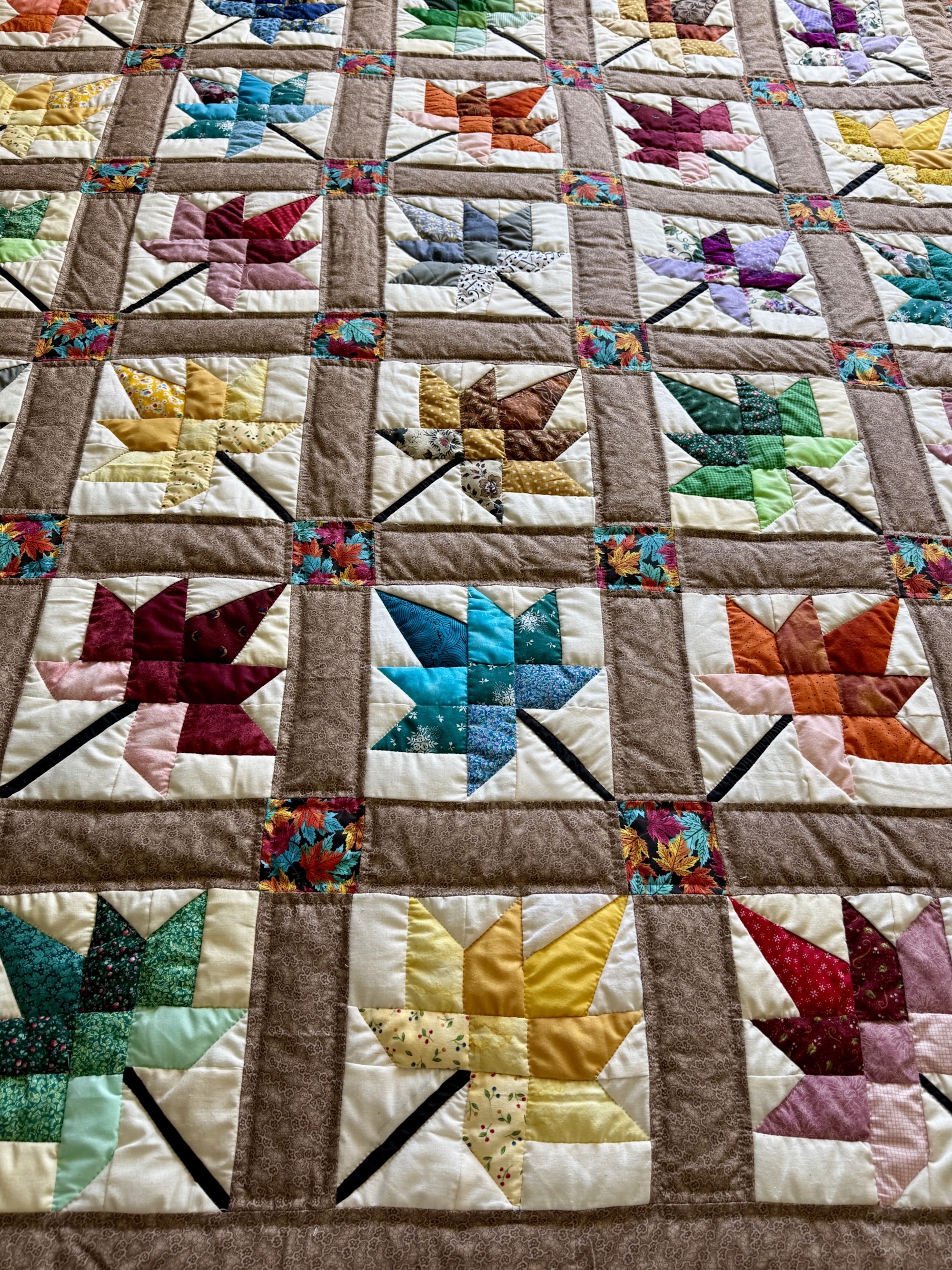 Maple Leaf Amish quilt for sale