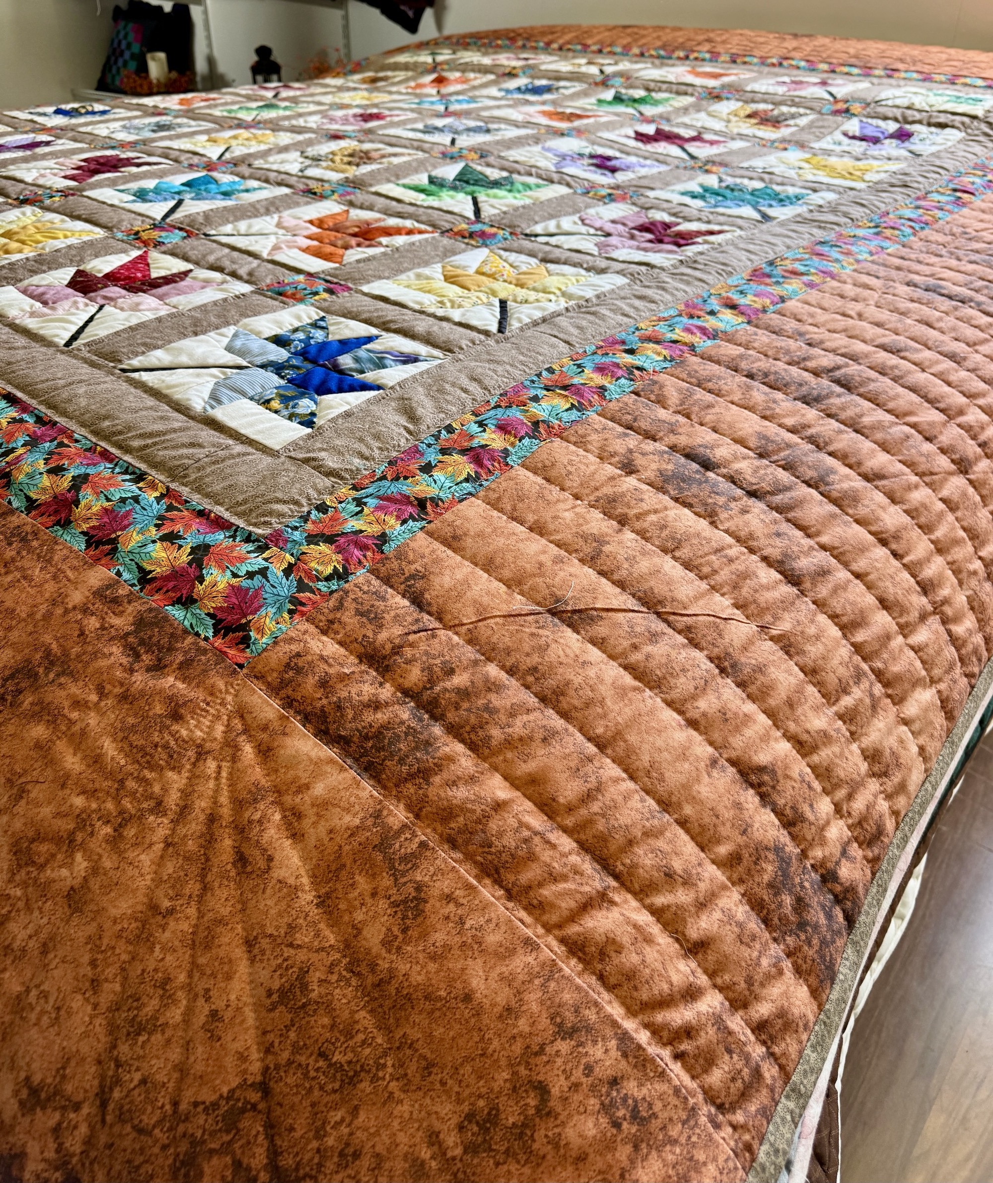 Maple Leaf Amish quilts for sale