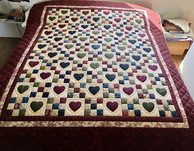 9 Patch with Hearts Amish quilt