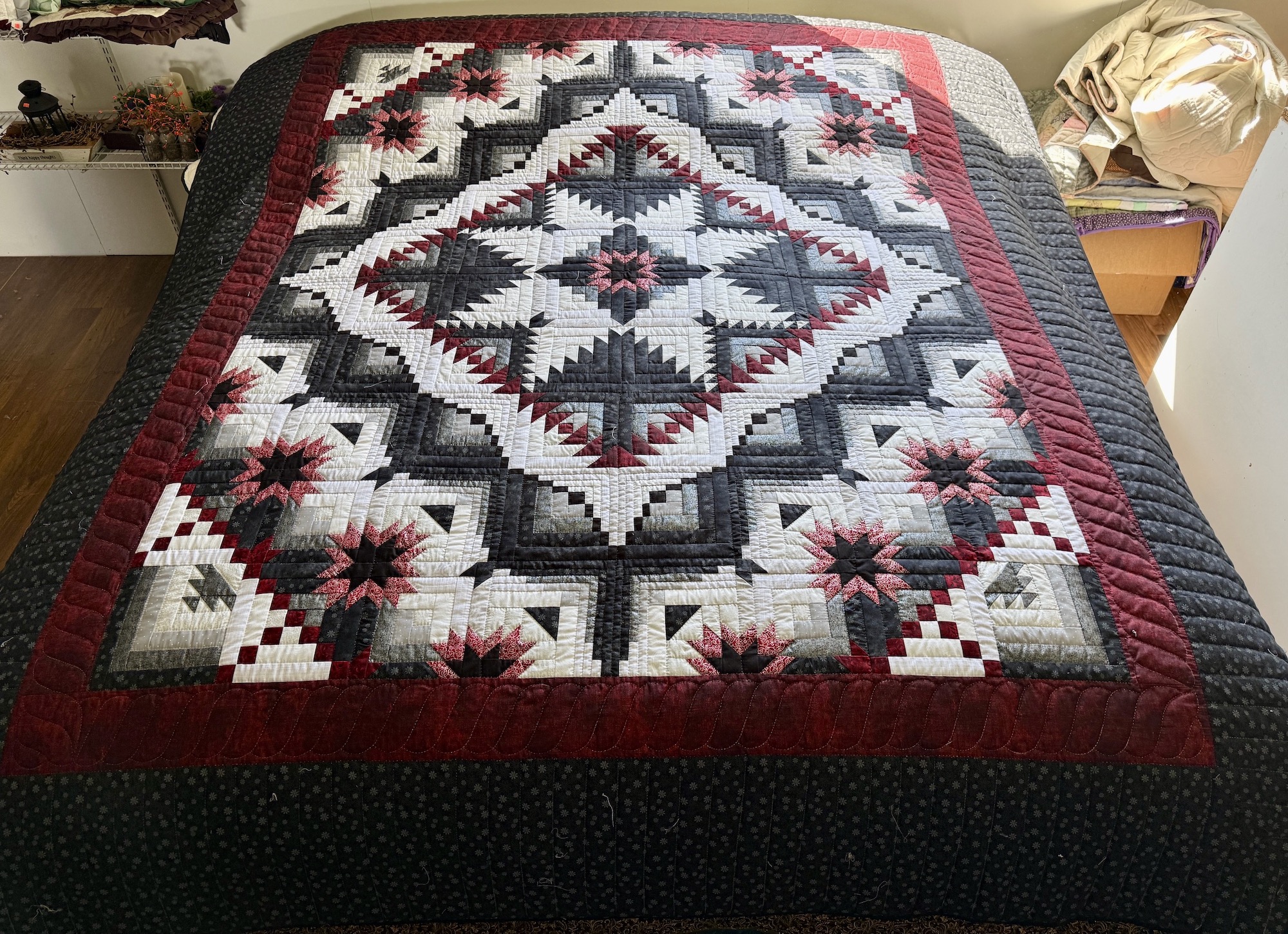 Eureka Log Cabin Amish Quilt Pattern