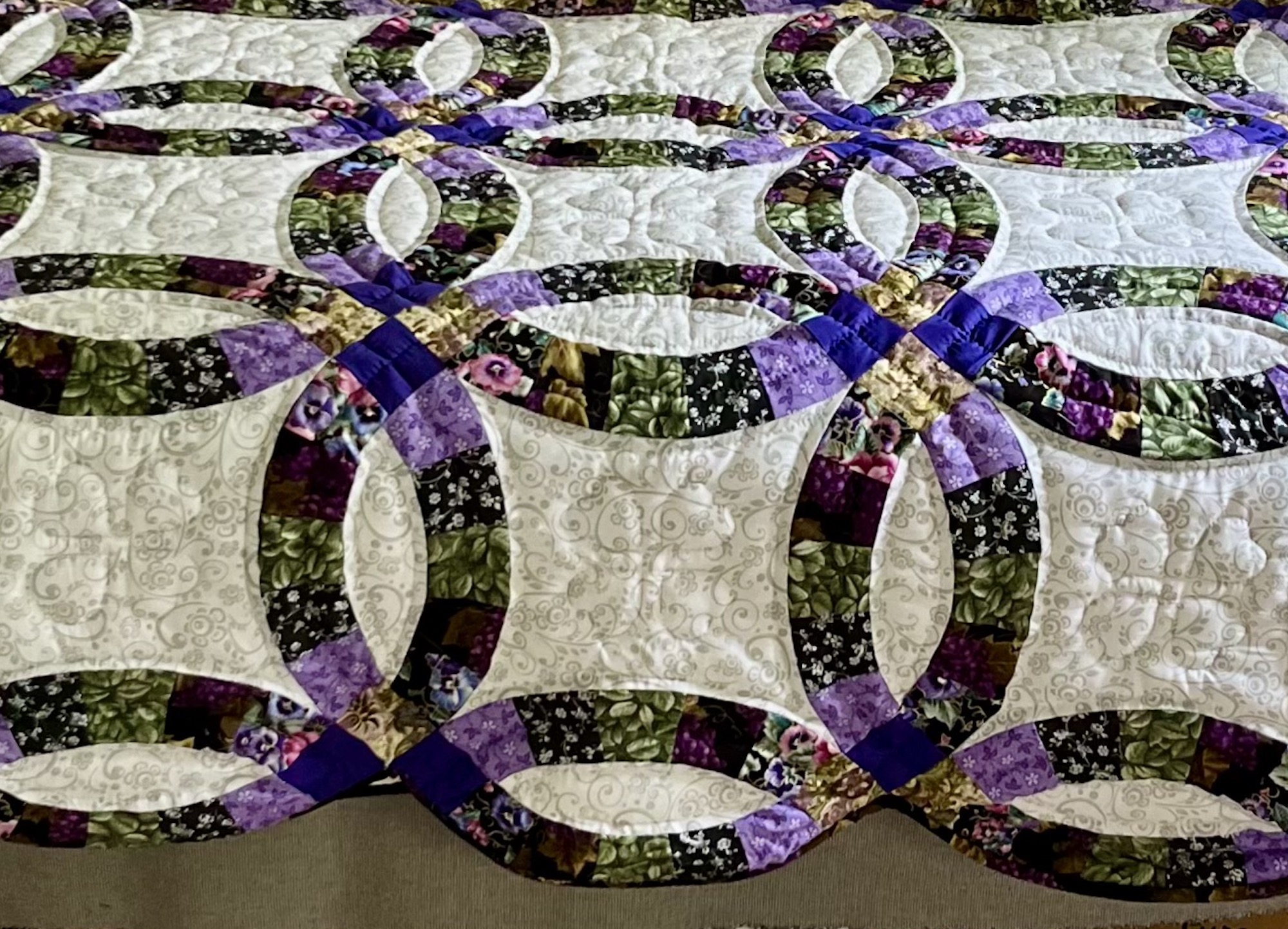 Amish quilt for sale Double Wedding Ring