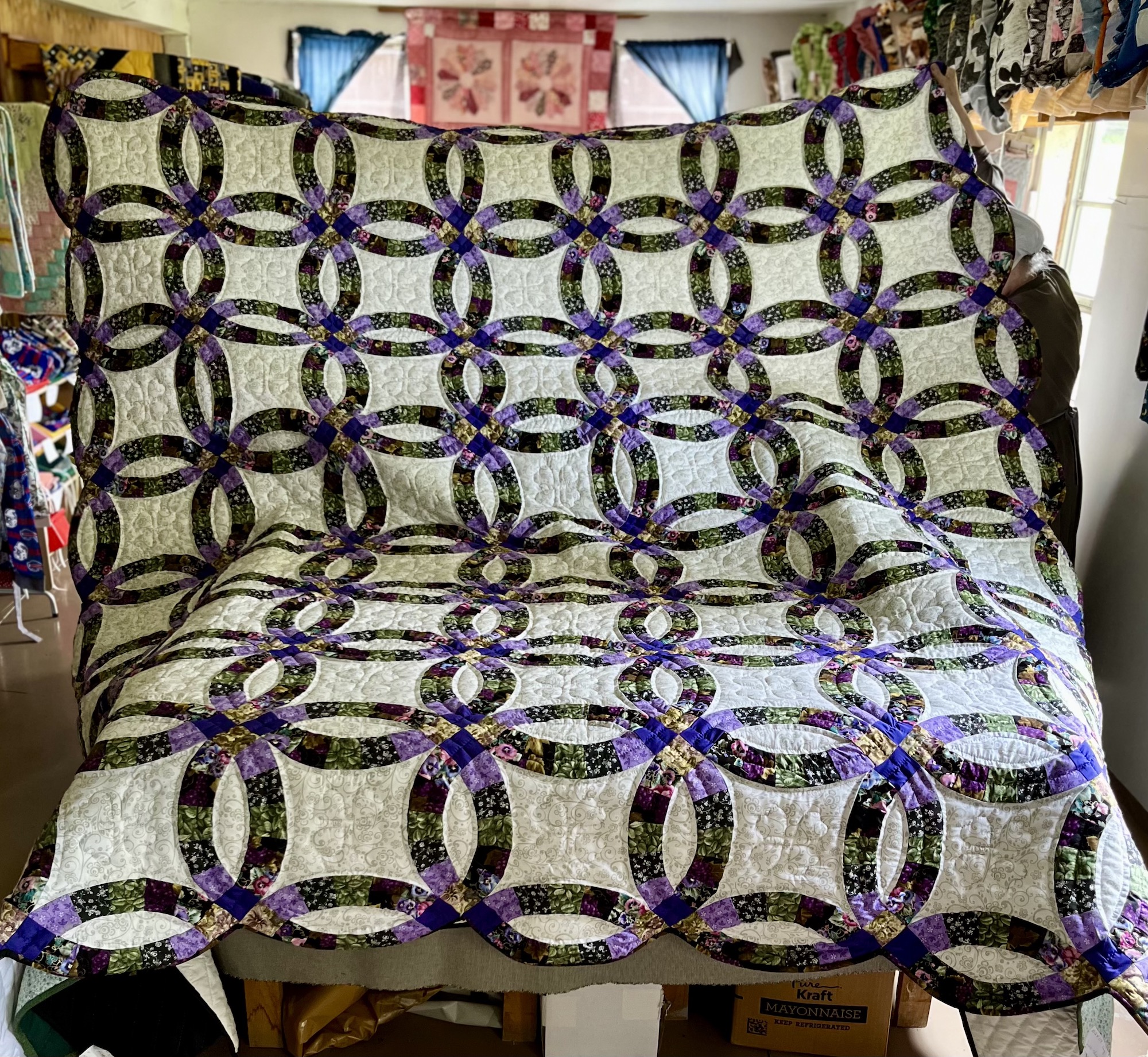 Double Wedding Ring Amish Quilts for sale