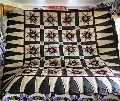 Star Dahlia Amish Quilt