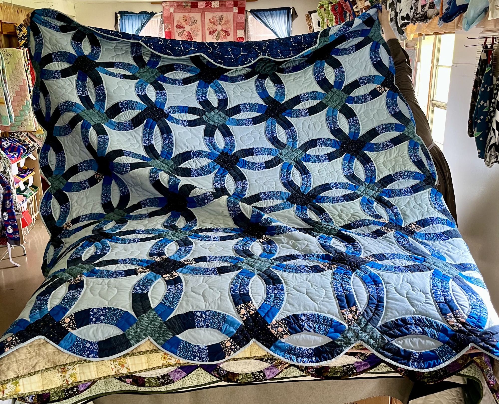 Double Wedding Ring Amish Quilt pattern