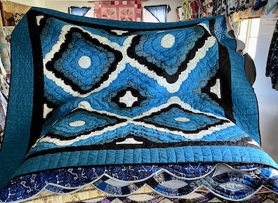 Love Rings Amish Quilt For Sale