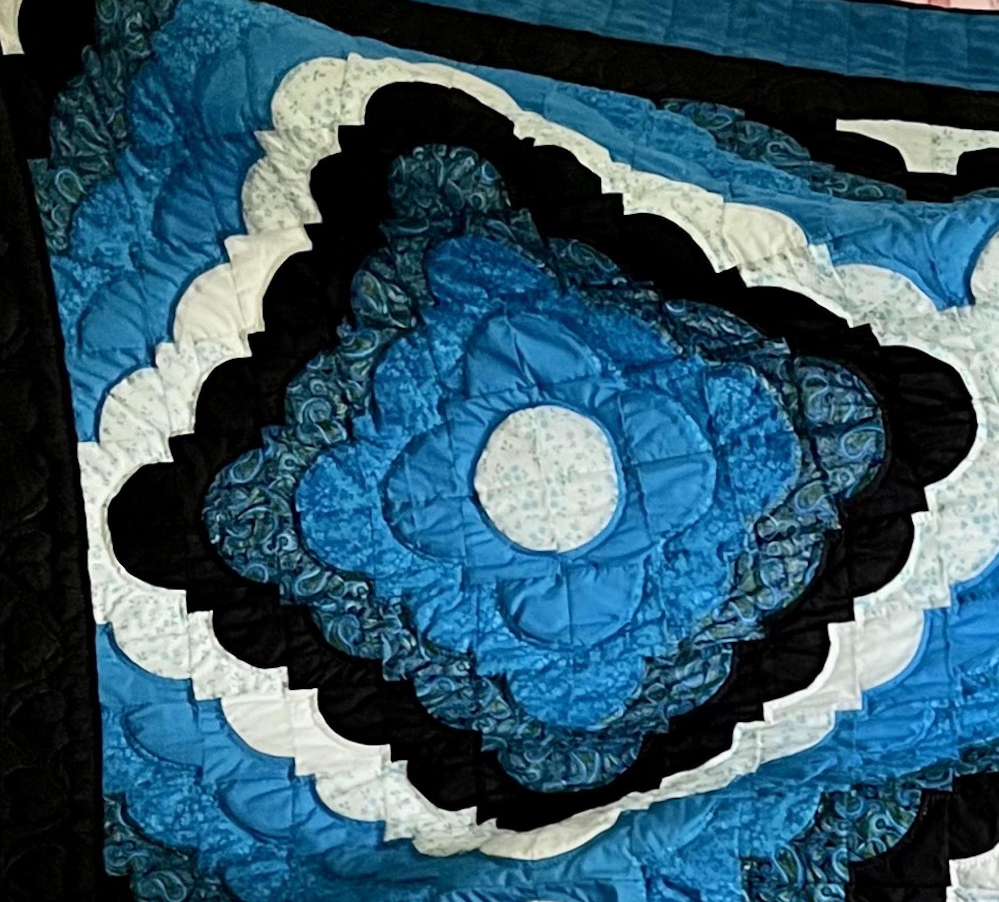 Love Rings Amish Quilt Pattern