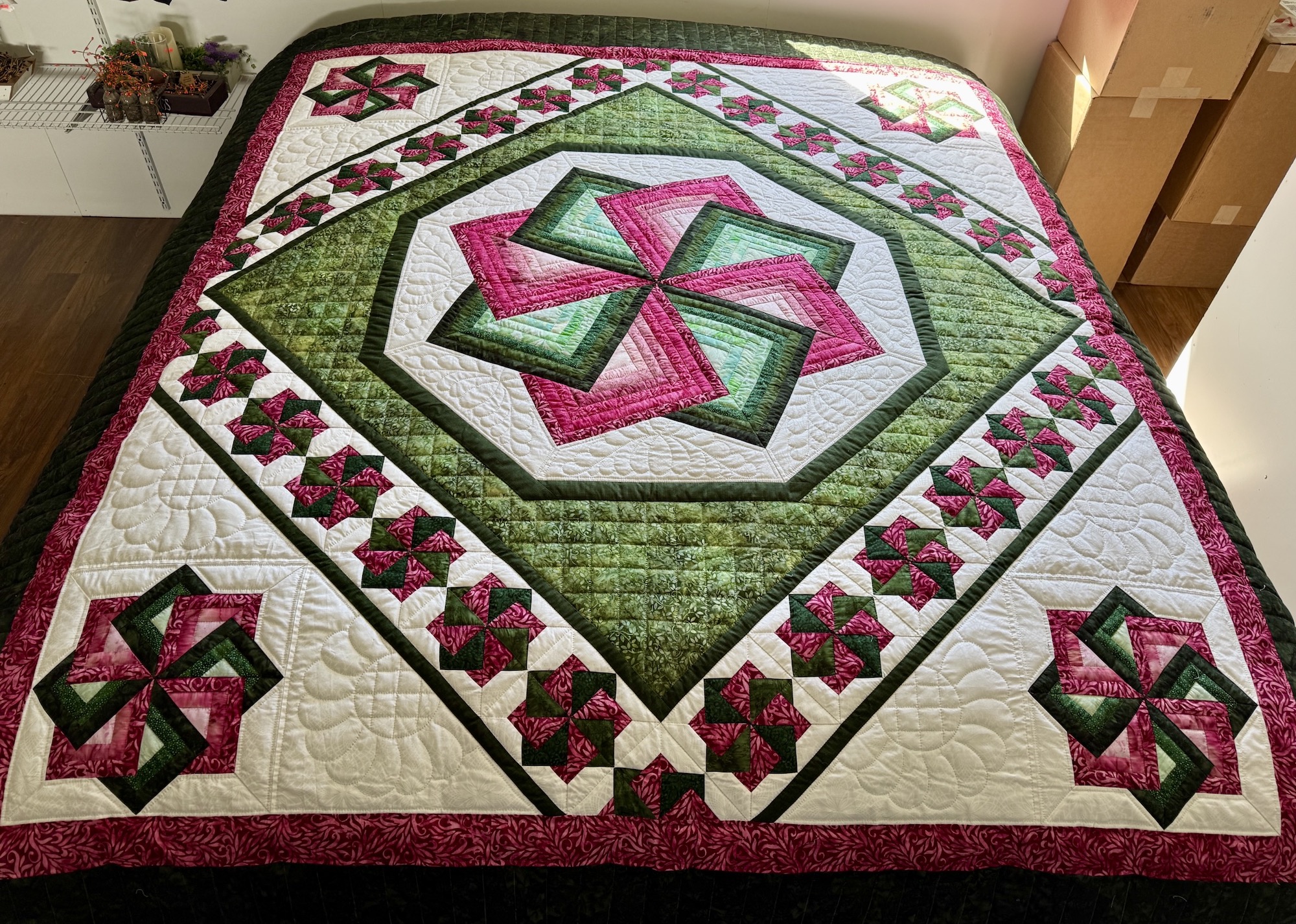 Spinning Star Amish Quilts for Sale