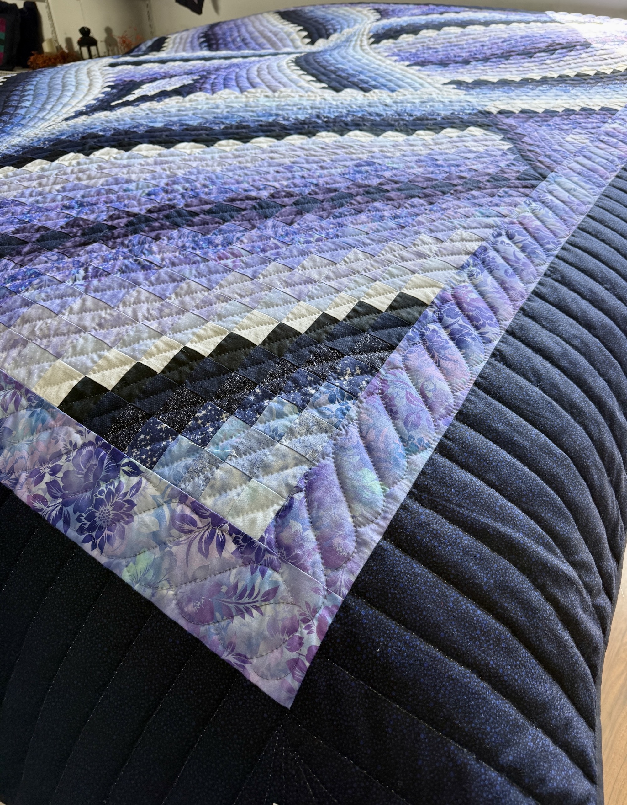 Bargello Amish quilts for sale