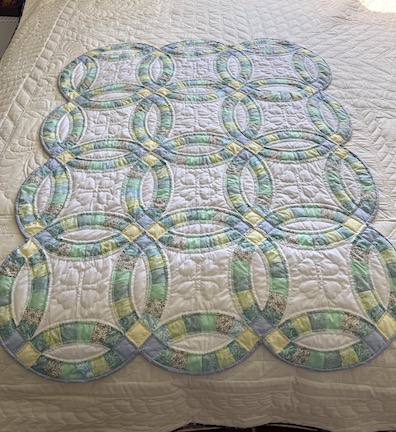 Double Wedding Ring Baby Quilt for sale