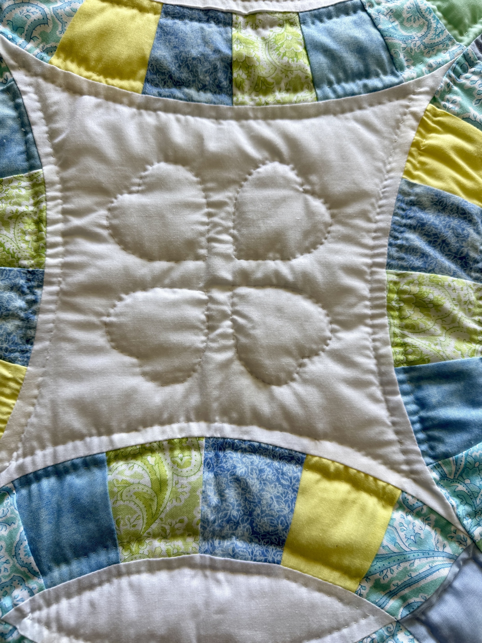 Handmade Double Wedding Ring baby quilt for sale