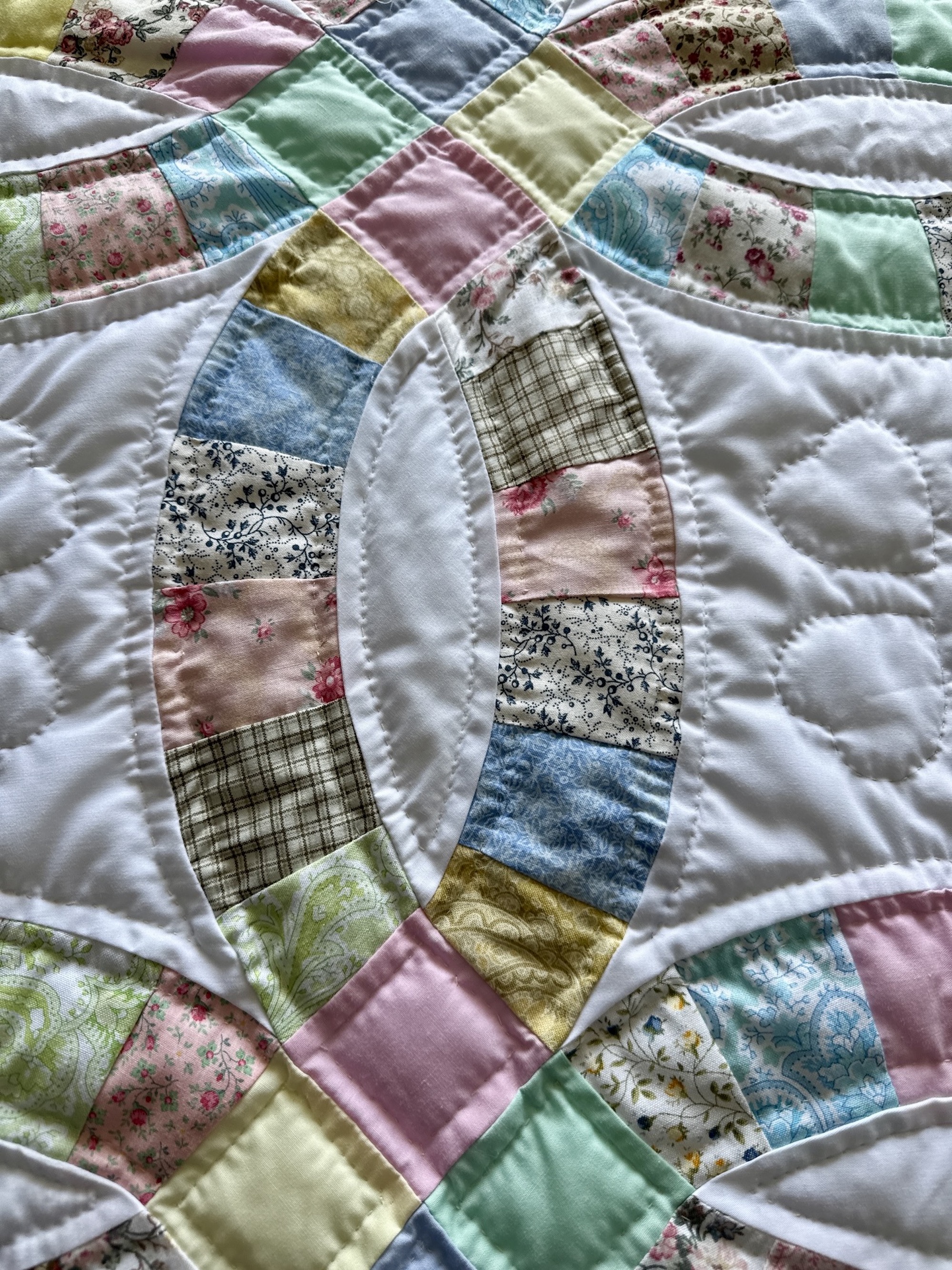 Double Wedding Ring Amish infant quilt for sale