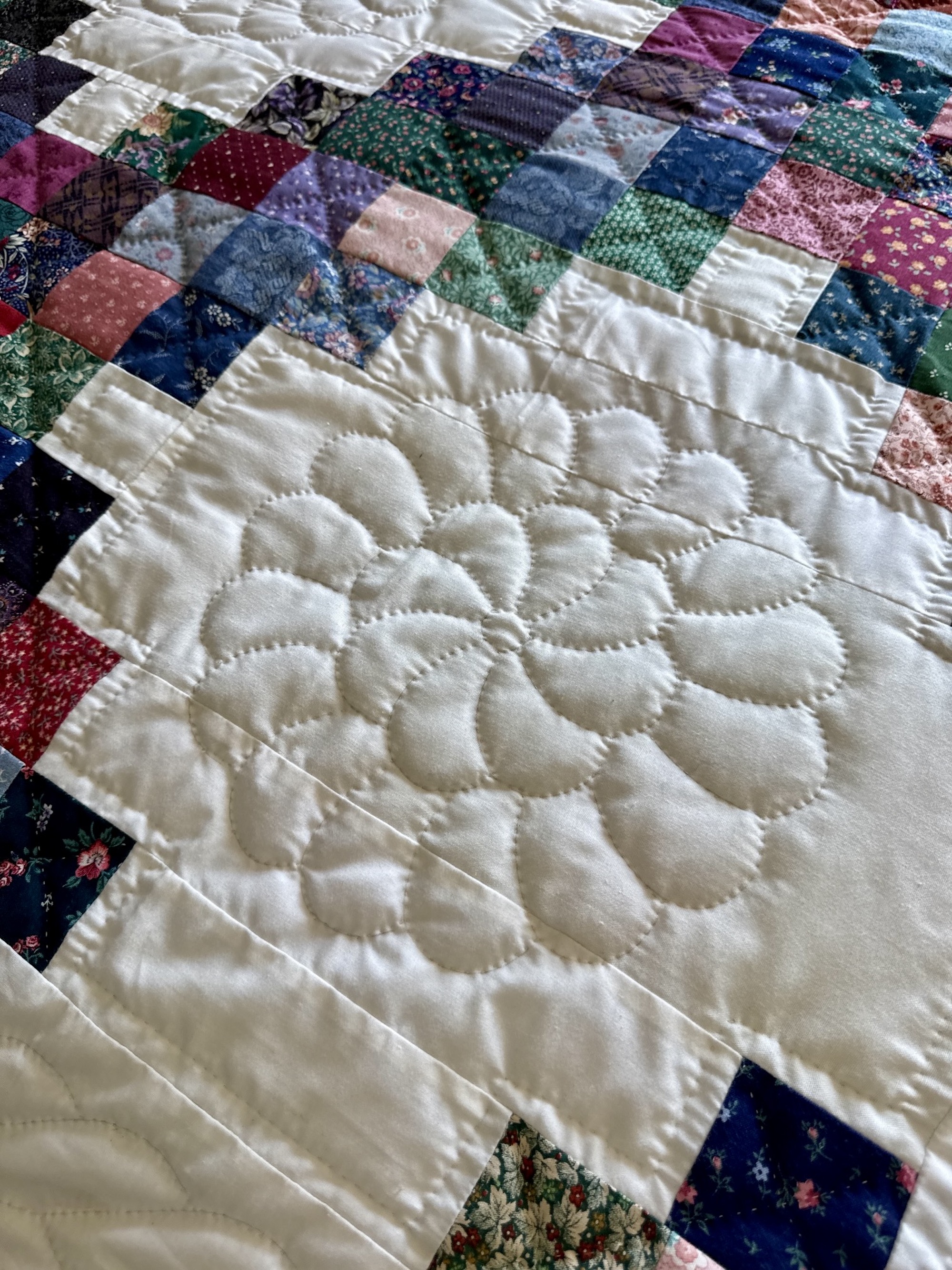 Double Irish Chain Amish quilts for sale