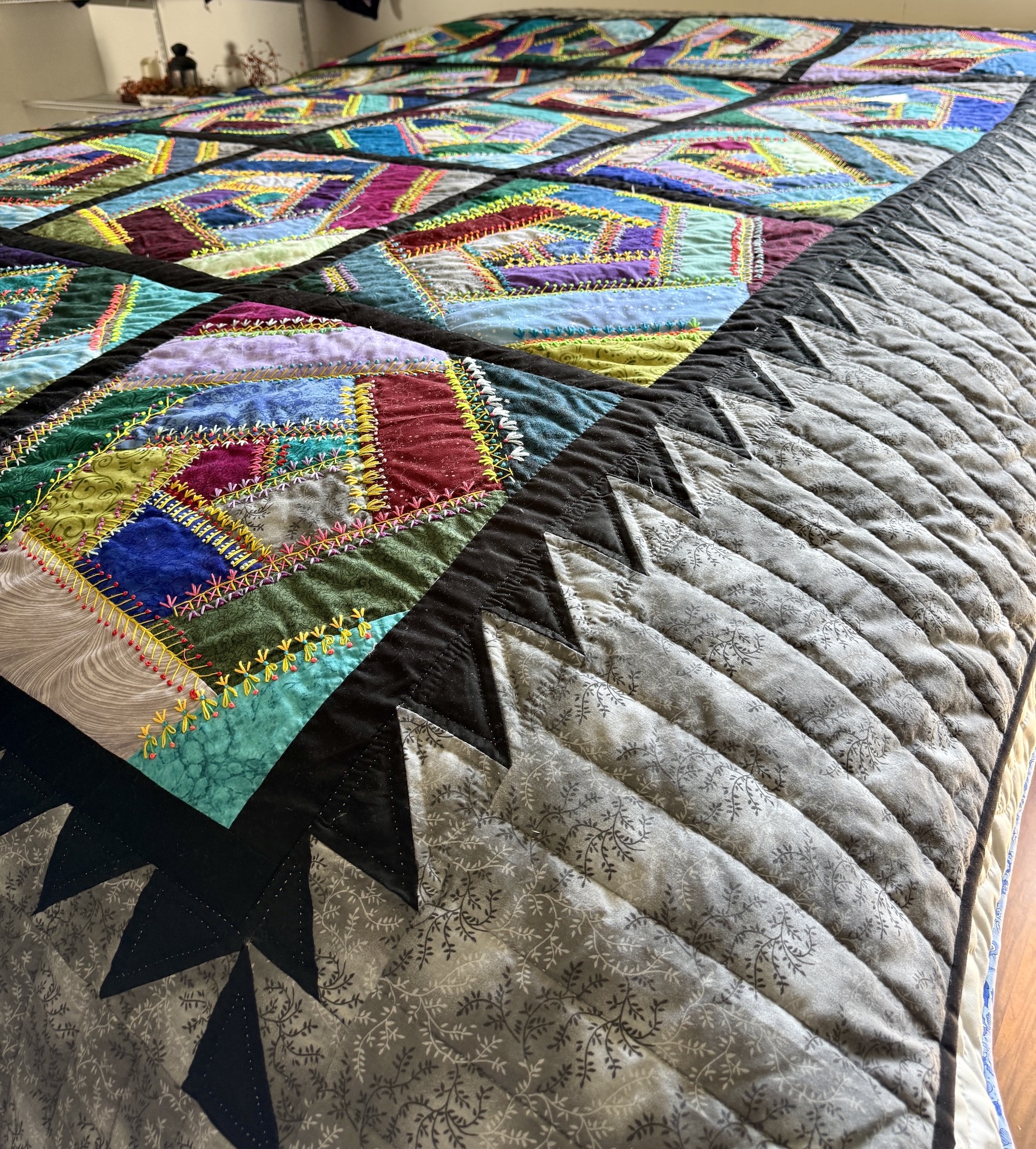 New Amish quilt for sale Crazy Patch