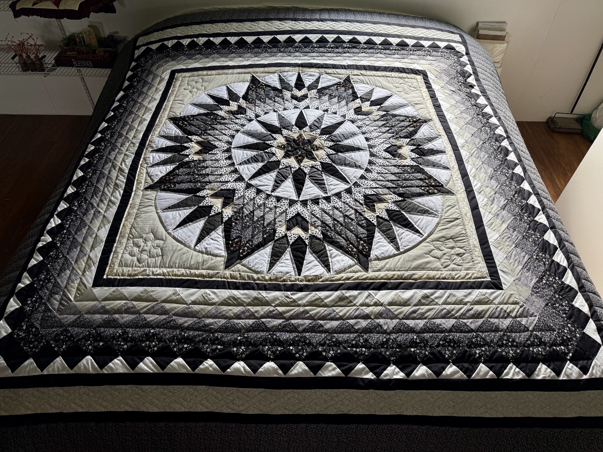 Amish quilt for sale Compass Star