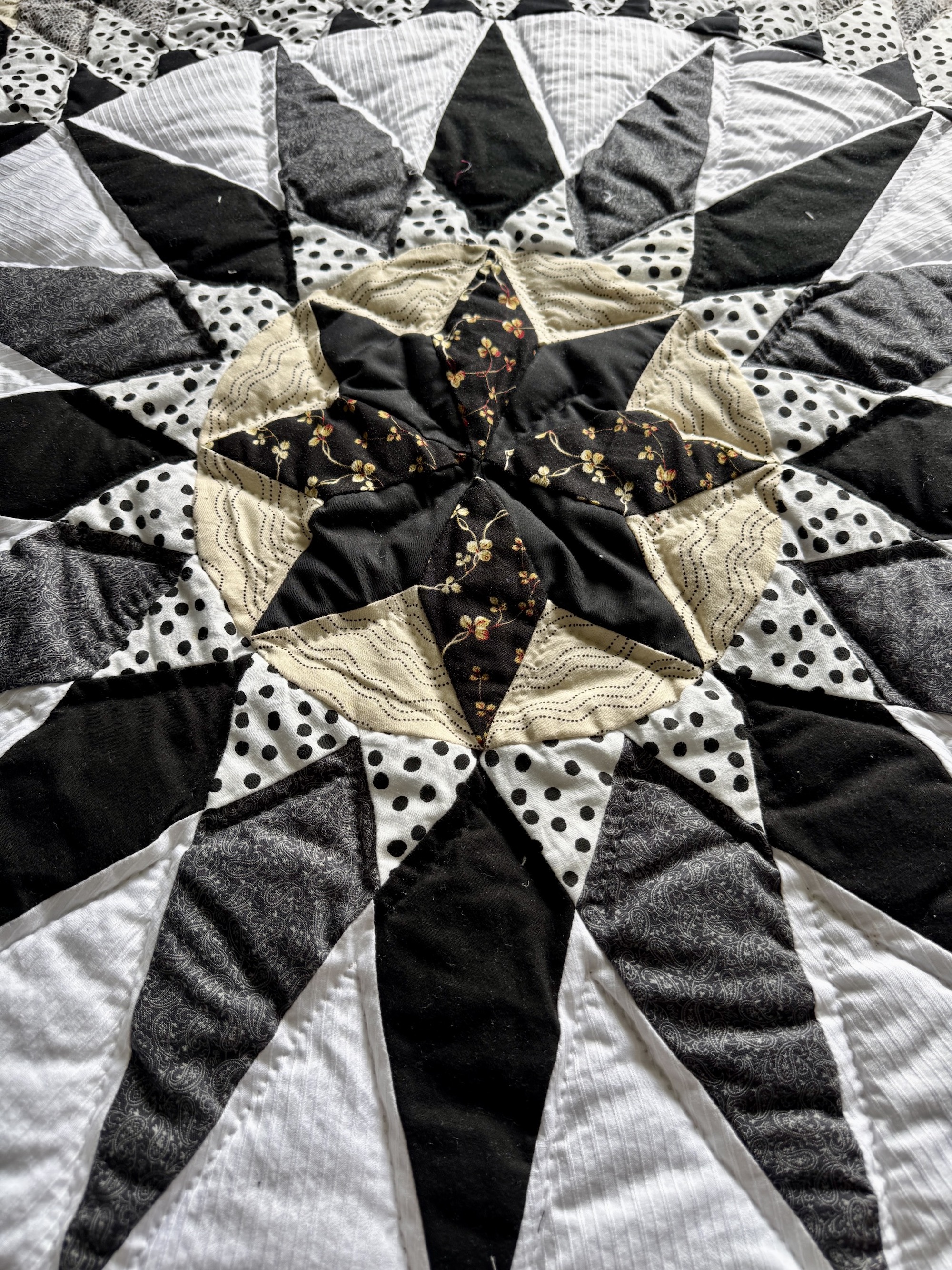 New Amish Quilt for sale Compass Star