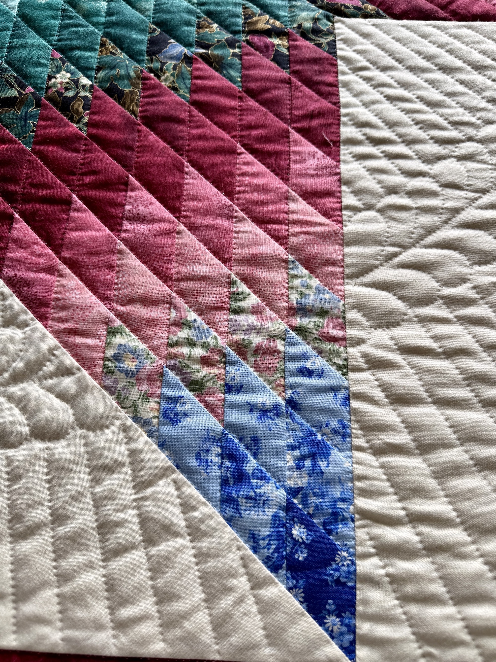 Radiant Star Amish quilt for sale