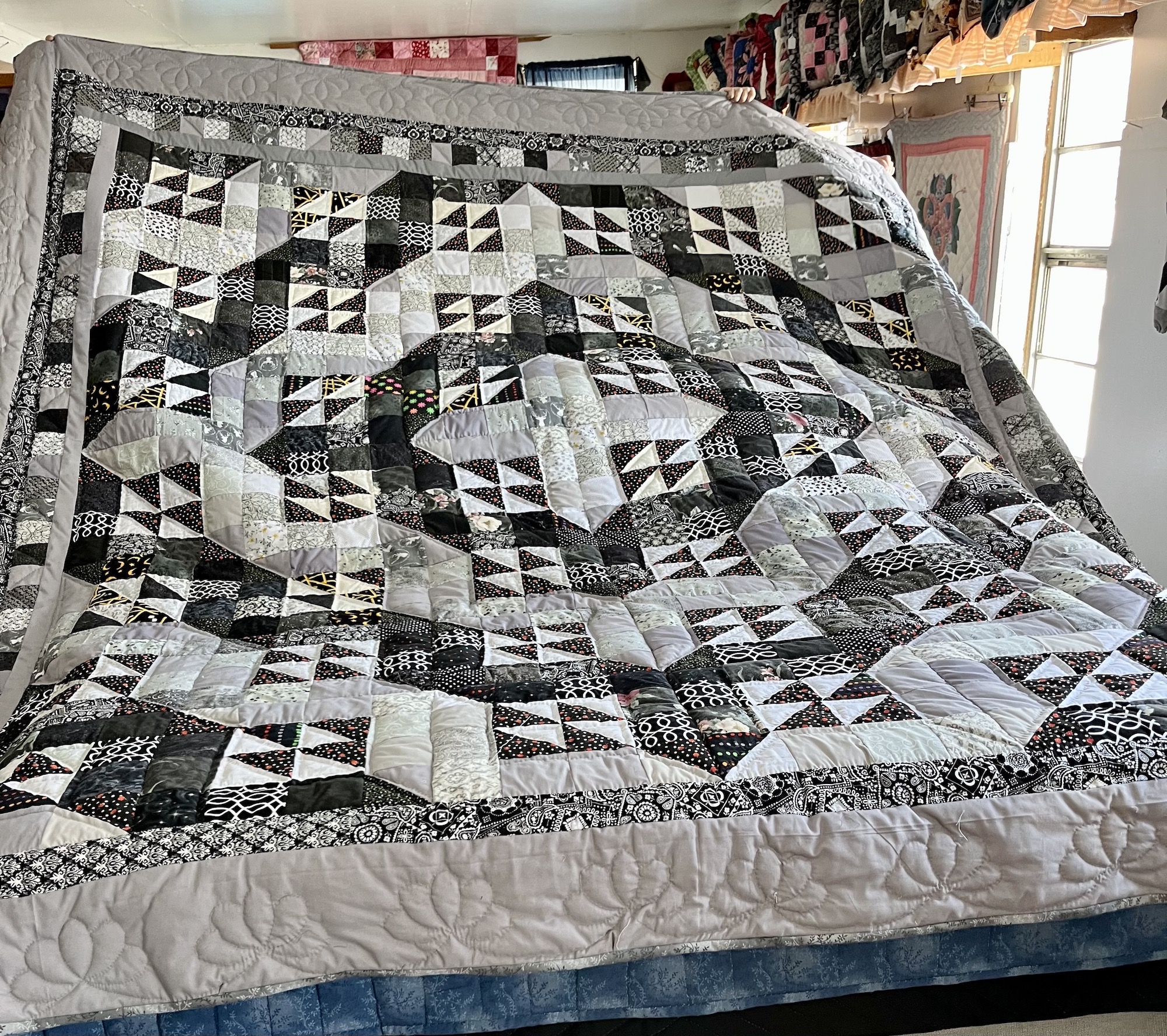 Cabin Lights Patchwork Amish Quilt for sale