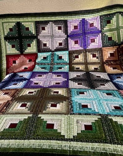 Log Cabin Barn Raising Amish quilt for sale