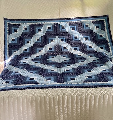 Amish quilts for sale Log Cabin