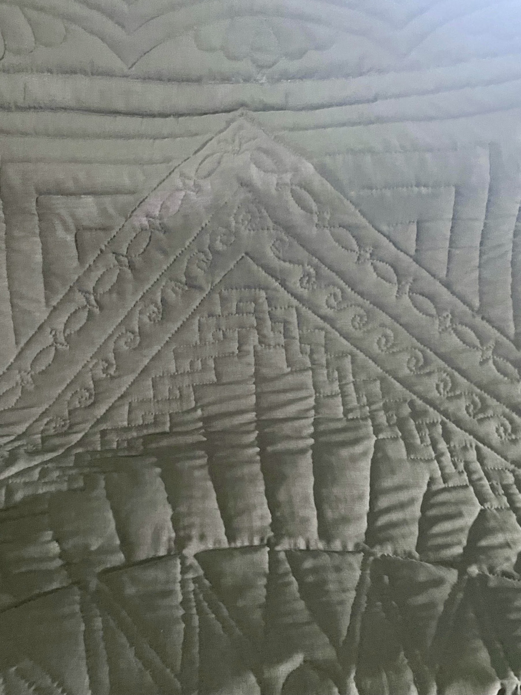 Mariners Compass Amish quilts for sale