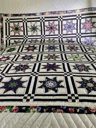 Stack and Whack Amish quilt for sale
