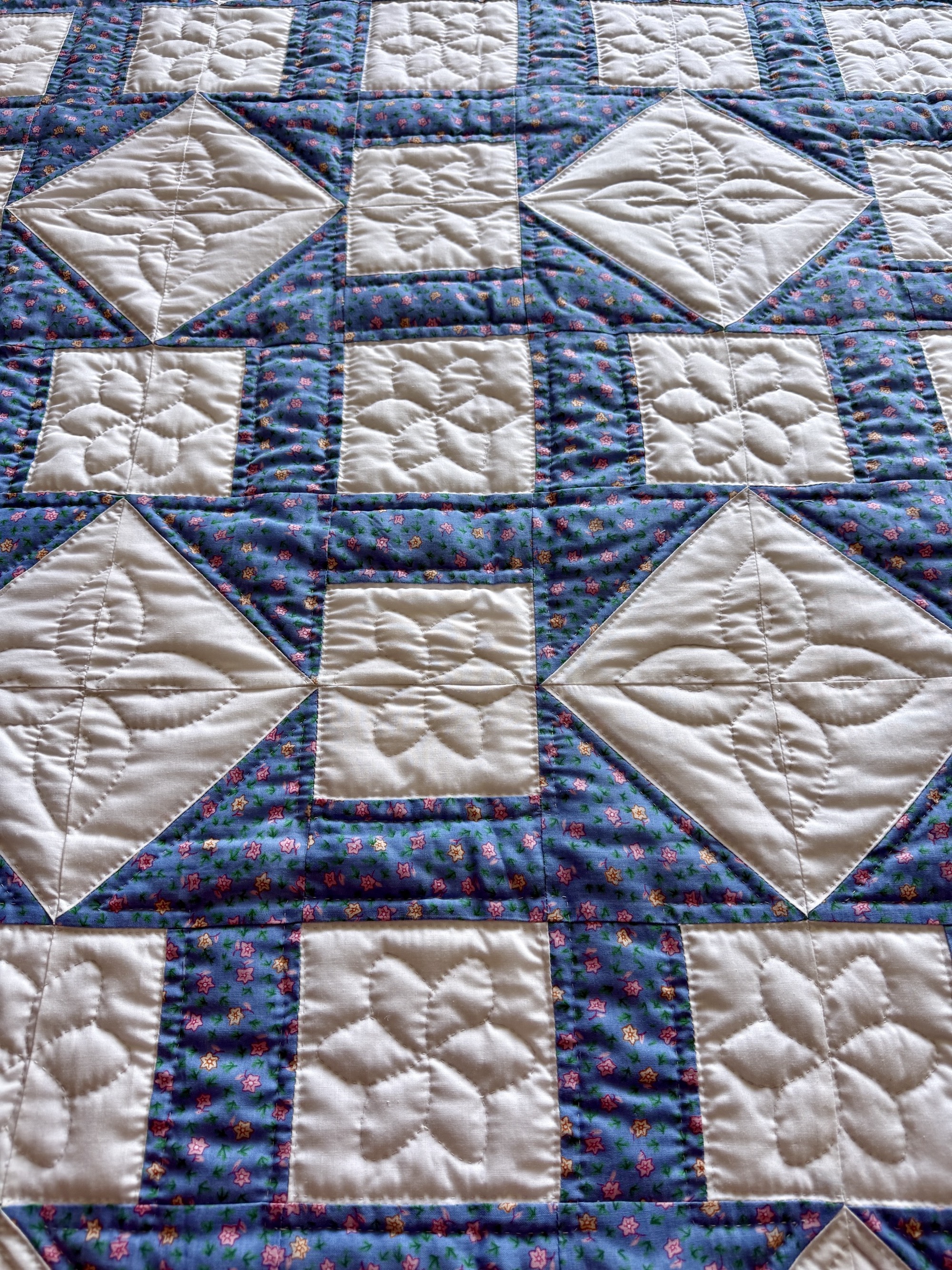 Amish quilt for sale Monkey Wrench