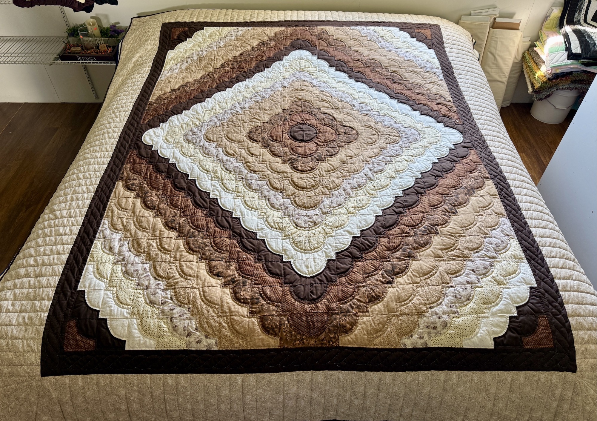 Ocean Waves Amish quilts for sale
